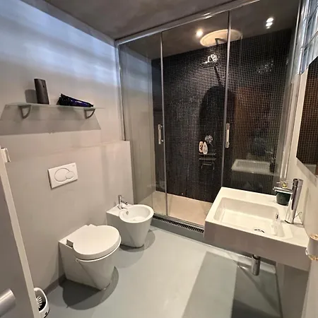 شقة Spacious Karlin Lofty
